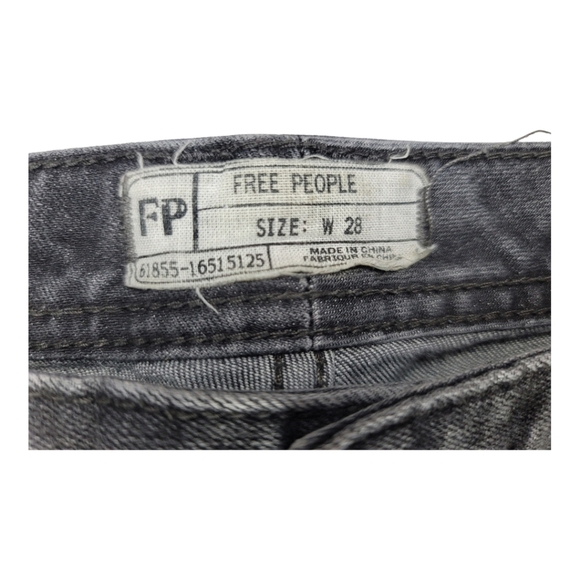 Free People Distressed Raw Hem Black‎ Skinny Jeans sz 28 - Picture 3 of 7